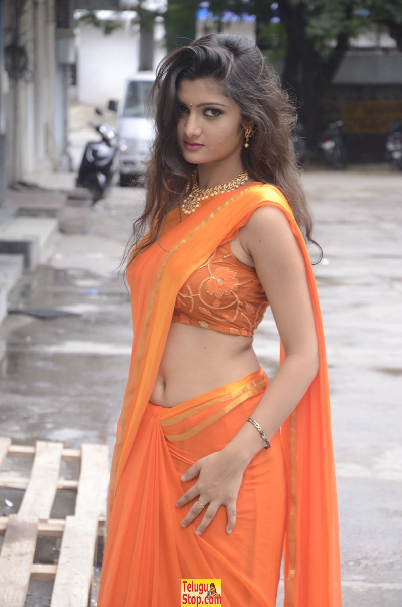 Akishitha stills- Photos,Spicy Hot Pics,Images,High Resolution WallPapers Download