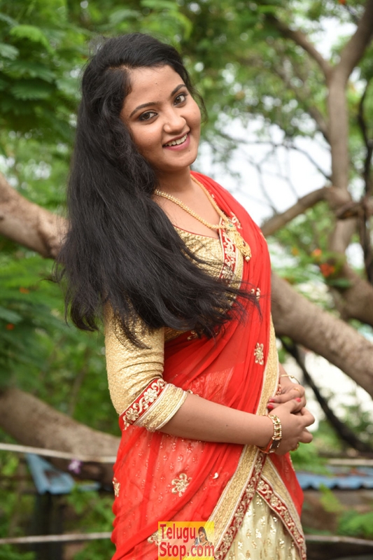 Akshara new stills- Photos,Spicy Hot Pics,Images,High Resolution WallPapers Download