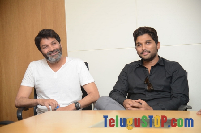 Allu arjun trivikram son of satyamurthy interview- Photos,Spicy Hot Pics,Images,High Resolution WallPapers Download