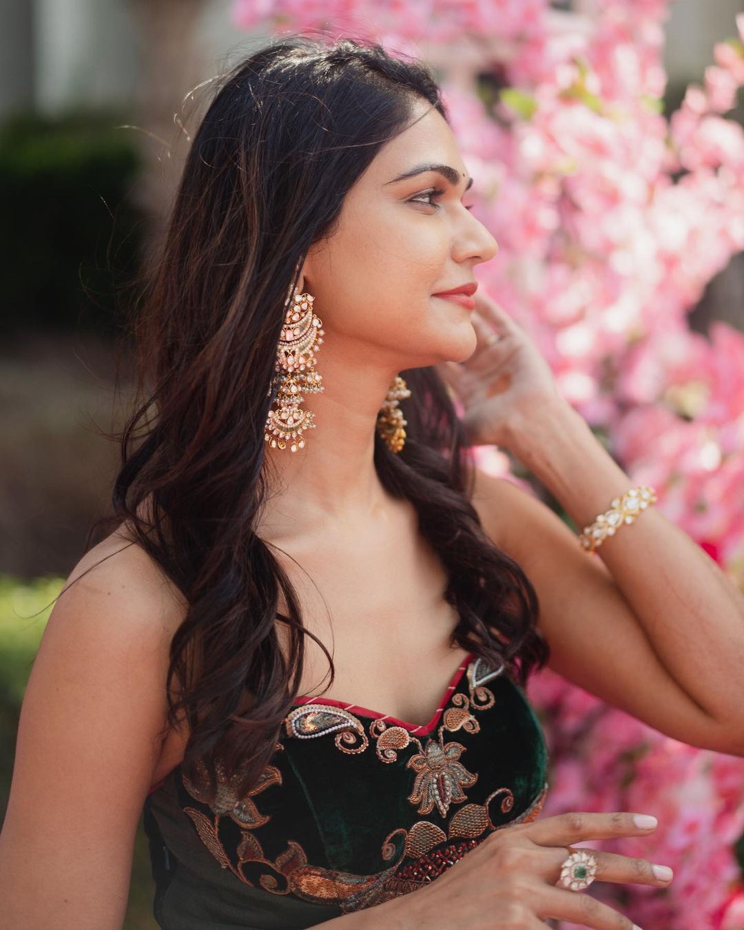 Allu arjun wife sneha reddy stunning looks-Actresssneha, Alluarjun, Sneha Reddy Photos,Spicy Hot Pics,Images,High Resolution WallPapers Download