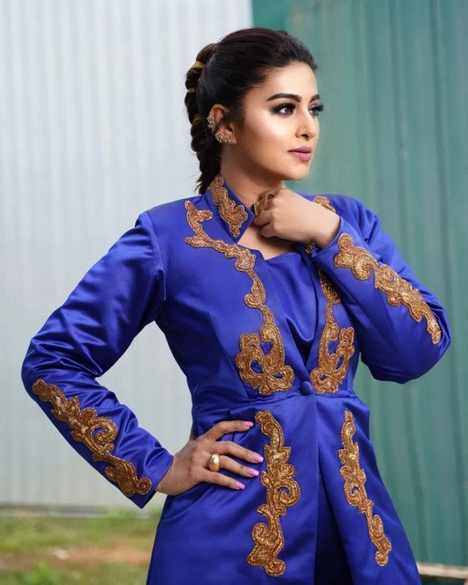 Alluring images of glamorous actress sneha-Actress Sneha, Sneha, Sneha Latest, Snehalatest, Sneha Telugu, Teluguactress Photos,Spicy Hot Pics,Images,High Resolution WallPapers Download