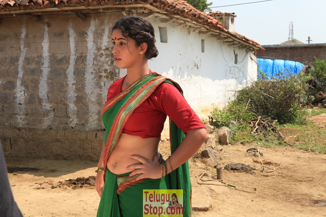 Ampasayya movie stills- Photos,Spicy Hot Pics,Images,High Resolution WallPapers Download