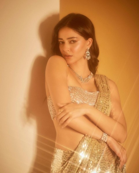 Ananya panday reigning our heart beat with these pictures-Ananyapandey, Actressananya, Alannapanday, Ananya Panday, Ananyapanday, Ananya Pandey, Nandapandey Photos,Spicy Hot Pics,Images,High Resolution WallPapers Download