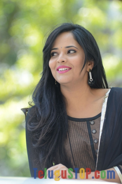 Anasuya new pics- Photos,Spicy Hot Pics,Images,High Resolution WallPapers Download