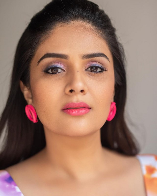 Anchor sreemukhi hearts racing with her hot pictures-Raamulamma, Actress, Anchorsreemukhi, Sreemukhi Photos,Spicy Hot Pics,Images,High Resolution WallPapers Download