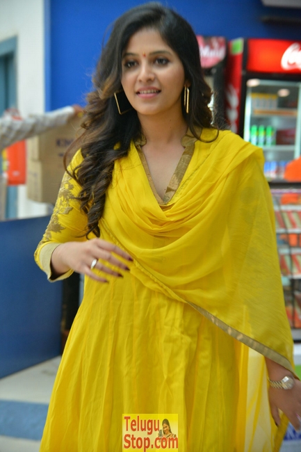 Anjali latest stills 7- Photos,Spicy Hot Pics,Images,High Resolution WallPapers Download