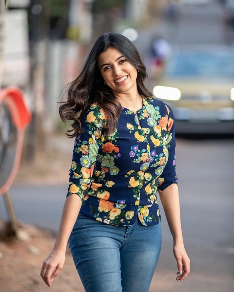 Anju kurian looks gorgeous in a casual look-Actressanju, Anju Kurian, Anjukurian, Anju Kurian Ad, Anju Kurian Hot, Indian Actress, Mallu Actress Photos,Spicy Hot Pics,Images,High Resolution WallPapers Download
