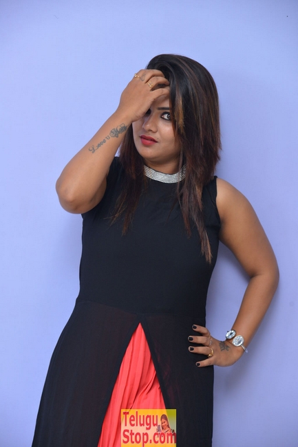 Ankitha new stills- Photos,Spicy Hot Pics,Images,High Resolution WallPapers Download