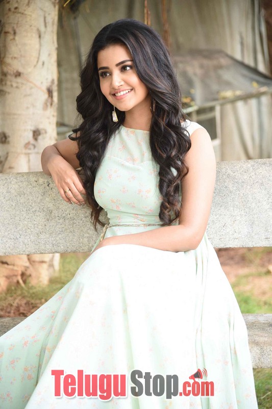 Anupama parameswaran new pics 2- Photos,Spicy Hot Pics,Images,High Resolution WallPapers Download