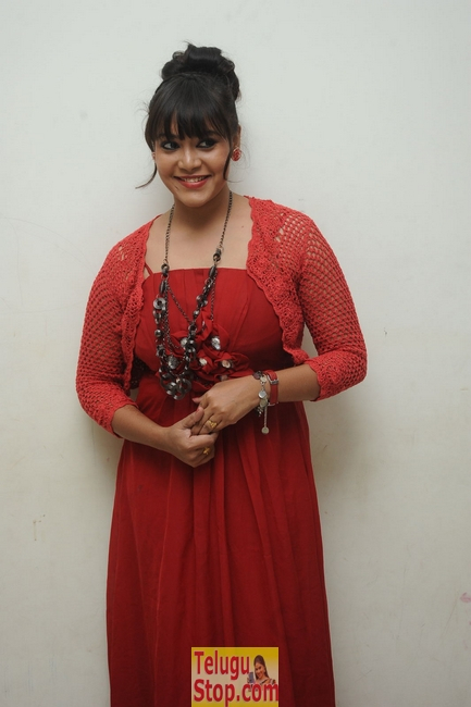 Anusha stills- Photos,Spicy Hot Pics,Images,High Resolution WallPapers Download