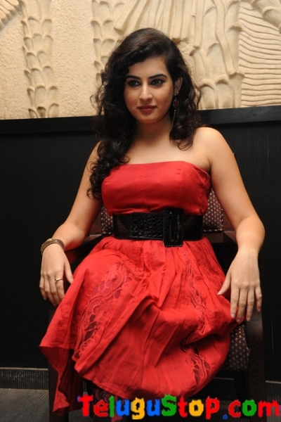 Archana new stills 3- Photos,Spicy Hot Pics,Images,High Resolution WallPapers Download