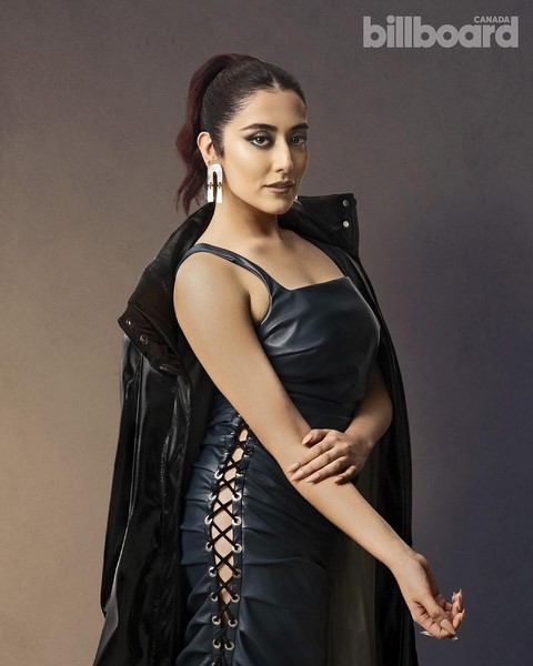 Artist jonita gandhi is crazy with her beauty-@jonitagandhi, Artistjonita, Jonita Gandhi, Jonitagandhi Photos,Spicy Hot Pics,Images,High Resolution WallPapers Download
