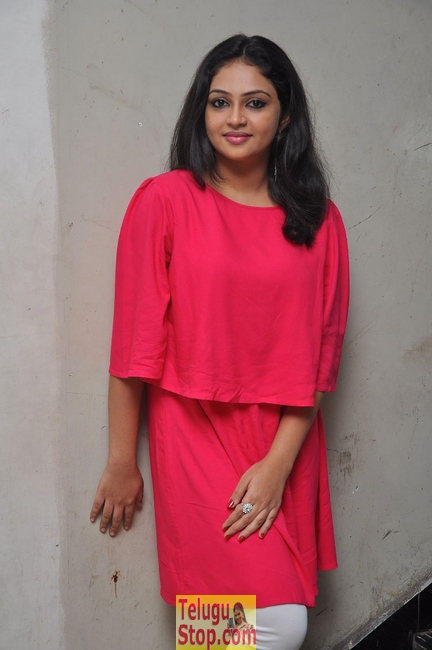 Arunthathi nair new stills- Photos,Spicy Hot Pics,Images,High Resolution WallPapers Download