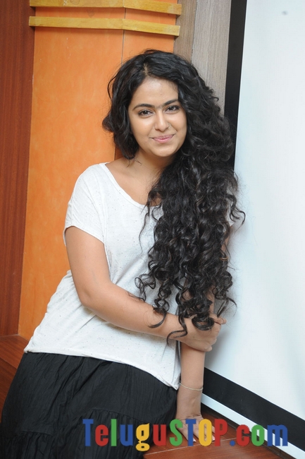 Avika gor new pics- Photos,Spicy Hot Pics,Images,High Resolution WallPapers Download