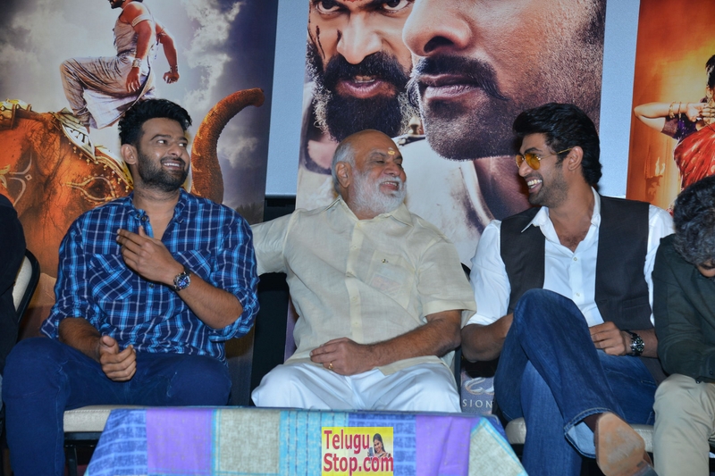 Baahubali 2 trailer launch- Photos,Spicy Hot Pics,Images,High Resolution WallPapers Download