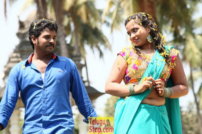 Bava maradalu movie stills- Photos,Spicy Hot Pics,Images,High Resolution WallPapers Download
