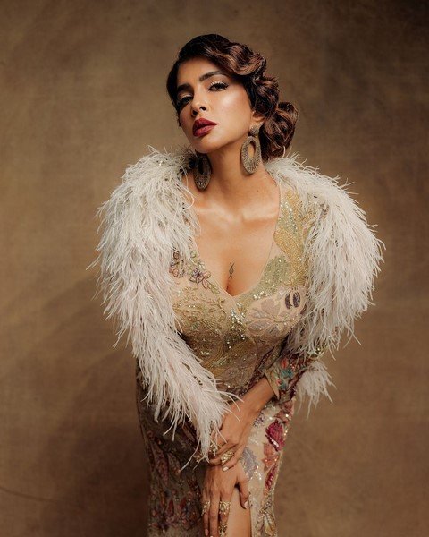 Beauty actress manchu lakshmi prasanna hearts racing with her glamorous images-Actresslakshmi, Actressmanchu, Lakshmi Manchu, Lakshmimanchu, Lakshmiprasanna, Manchu Lakshmi, Manchulakshmi, Teluguactress Photos,Spicy Hot Pics,Images,High Resolution WallPapers Download