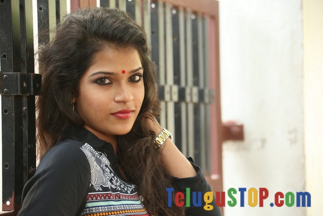 Bhargavi new photos- Photos,Spicy Hot Pics,Images,High Resolution WallPapers Download