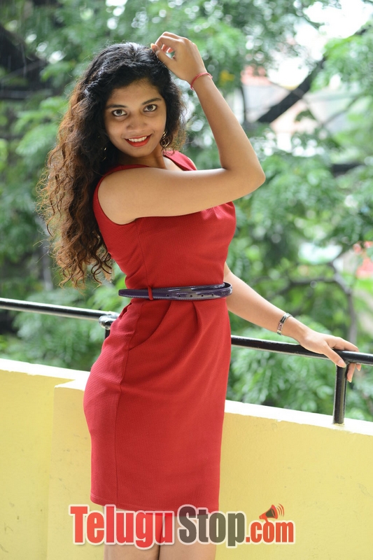 Bindhu barbie stills- Photos,Spicy Hot Pics,Images,High Resolution WallPapers Download