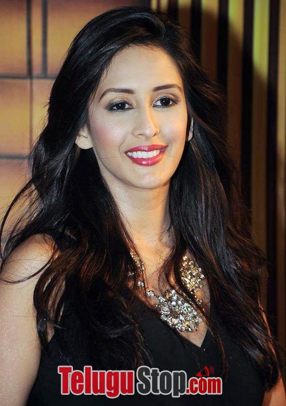 Chahat khanna new pics- Photos,Spicy Hot Pics,Images,High Resolution WallPapers Download