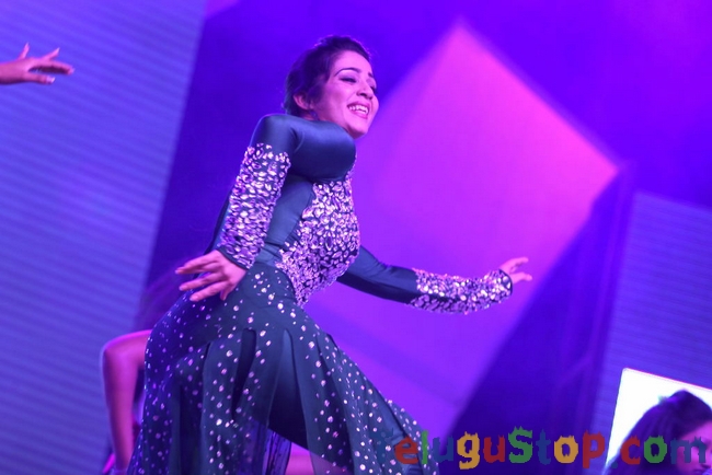 Charmi dance at country club new year bash- Photos,Spicy Hot Pics,Images,High Resolution WallPapers Download