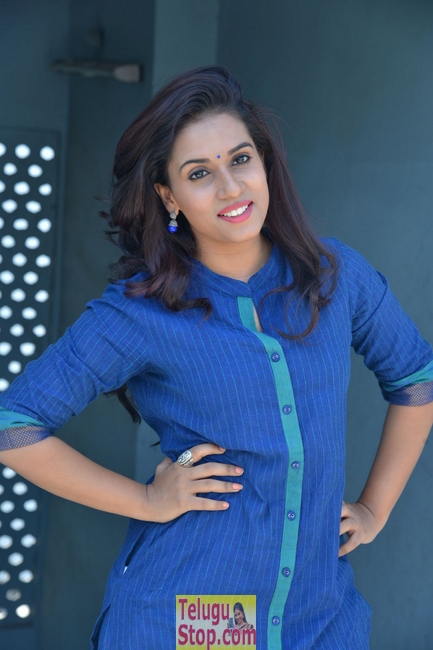 Chetana uttej new stills 2- Photos,Spicy Hot Pics,Images,High Resolution WallPapers Download