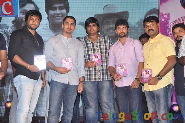 Chikkadu dhorakadu audio launch- Photos,Spicy Hot Pics,Images,High Resolution WallPapers Download