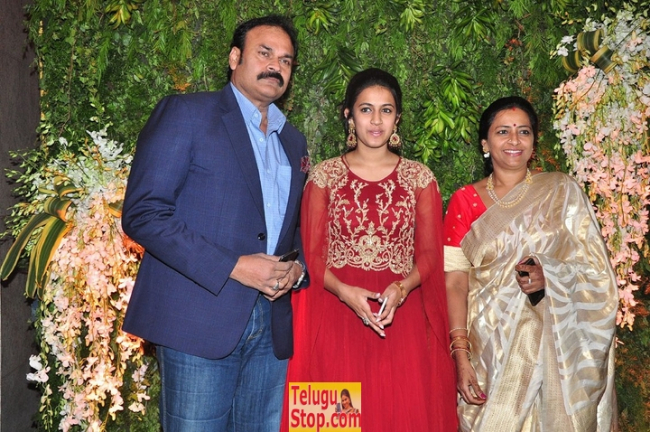 Chiranjeevi daughter sreeja wedding reception- Photos,Spicy Hot Pics,Images,High Resolution WallPapers Download