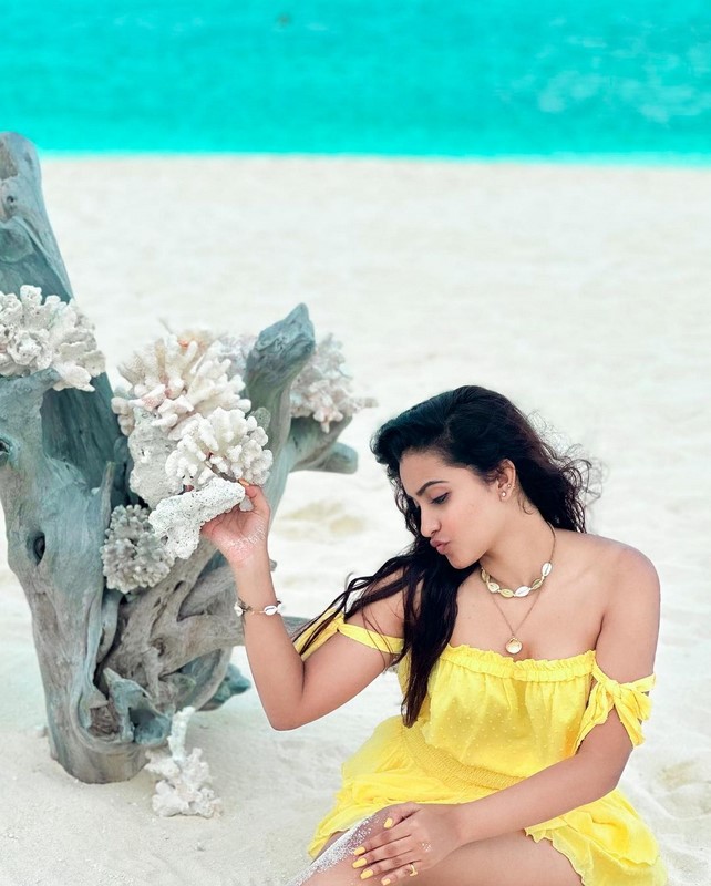 Deepika pillis glamorous and stylish look photoshoot in maldives-@deepika_pilli, Actressdeepika, Deepika Pilli, Deepikapilli, Ofdeepika Pilli Photos,Spicy Hot Pics,Images,High Resolution WallPapers Download