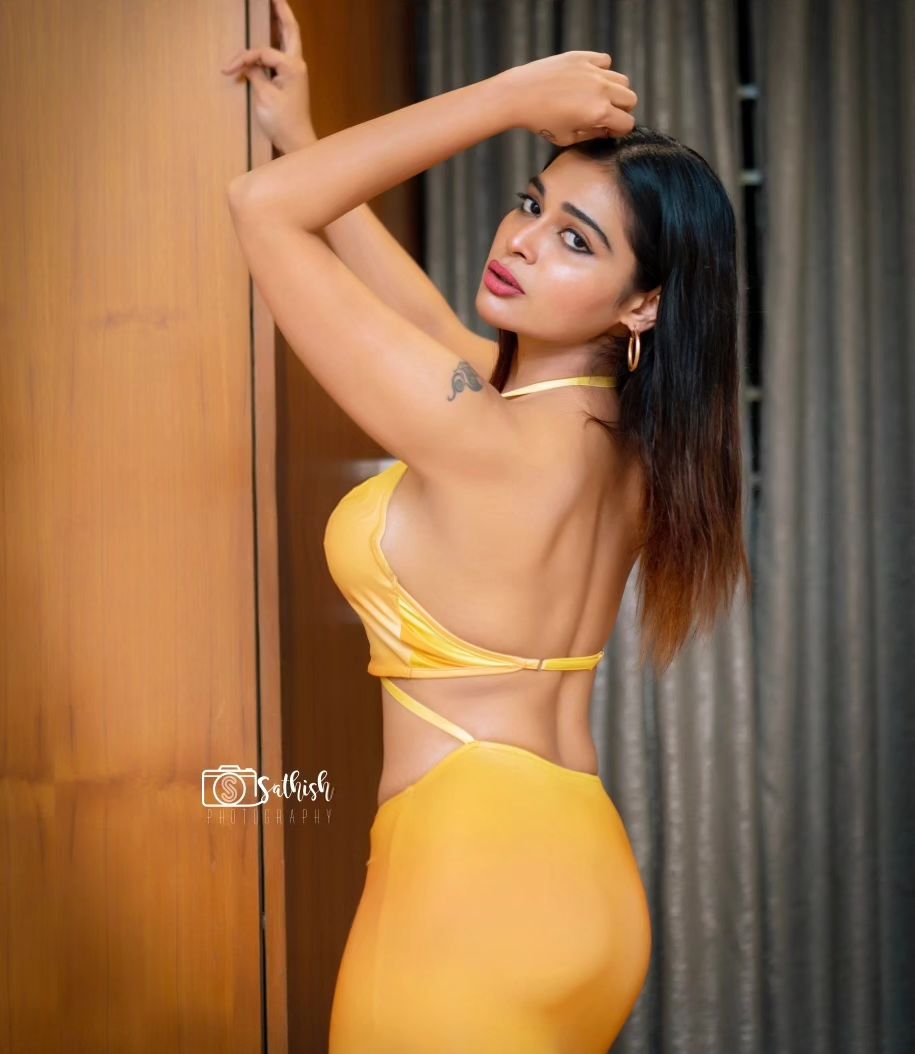 Dharsha gupta spells magic with her trendy clicks-Actressdharsha, Dharshagupta, Dharsha Gupta Photos,Spicy Hot Pics,Images,High Resolution WallPapers Download