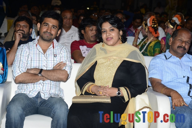 Dr saleem audio launch- Photos,Spicy Hot Pics,Images,High Resolution WallPapers Download