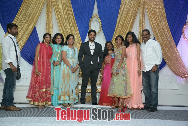 Duvvada jagannadham team at new jersey- Photos,Spicy Hot Pics,Images,High Resolution WallPapers Download