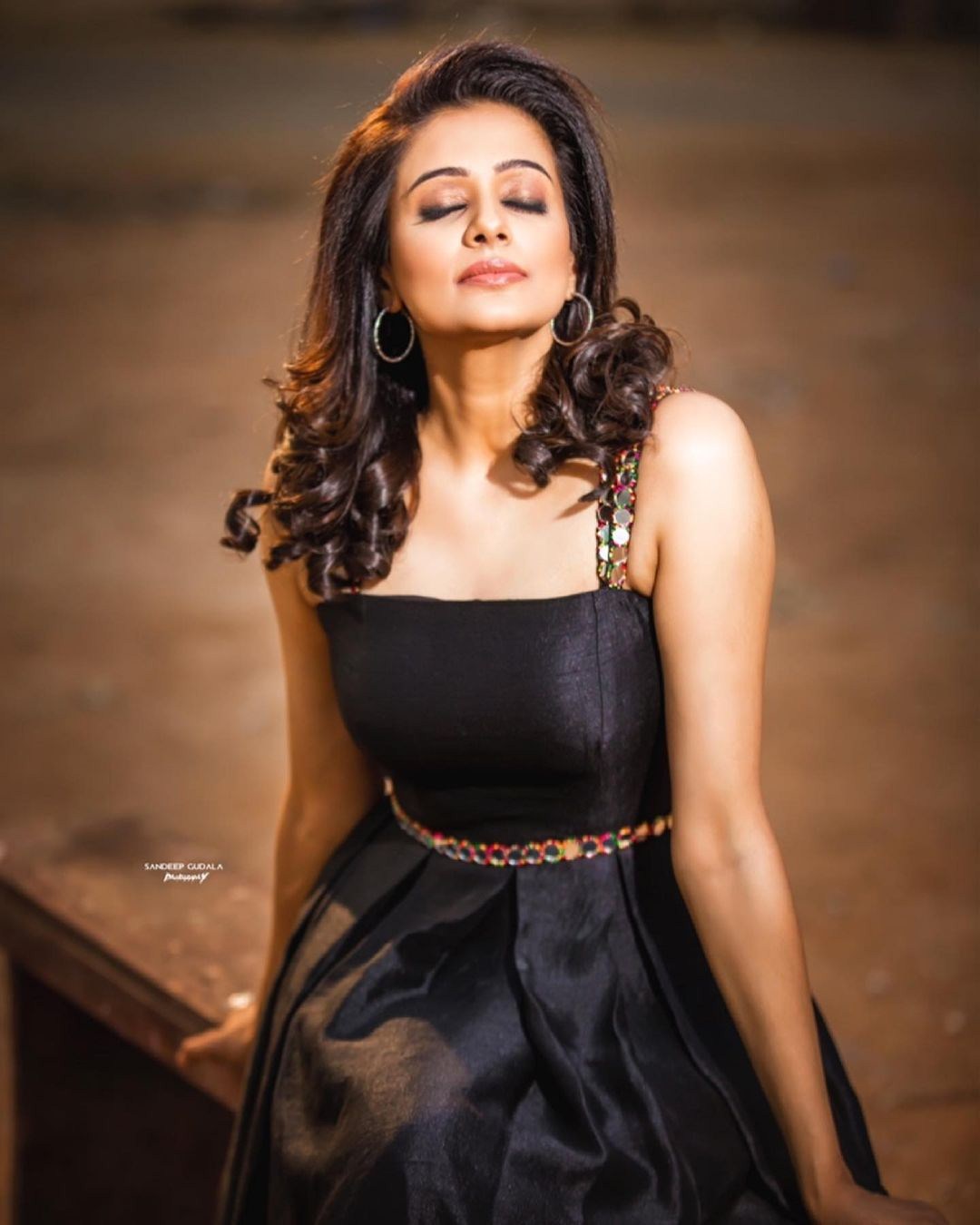 Entrancing pictures of actress priya mani raj-Actresspriya, Priya Mani Raj, Priyavadlamani, Priya Vadlamani Photos,Spicy Hot Pics,Images,High Resolution WallPapers Download