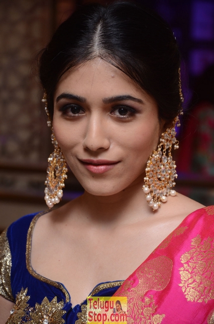 Gazal somaiah new stills- Photos,Spicy Hot Pics,Images,High Resolution WallPapers Download