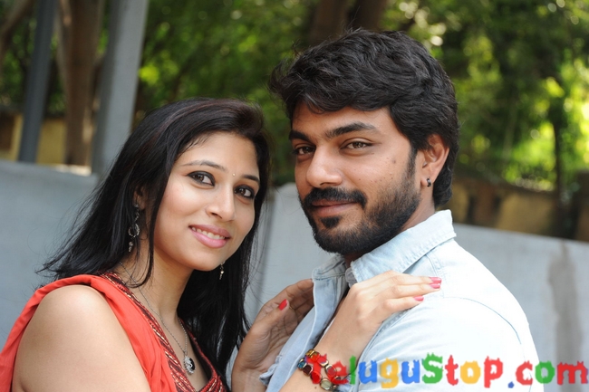 Geethopadesam new movie opening gallery- Photos,Spicy Hot Pics,Images,High Resolution WallPapers Download