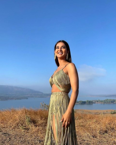 Glamorous actress mukti mohan is slaying with beauty-Actressmukti, Mukti Mohan, Muktimohan, Mukti Mohan Hot, Neeti Mohan, Shakti Mohan Photos,Spicy Hot Pics,Images,High Resolution WallPapers Download