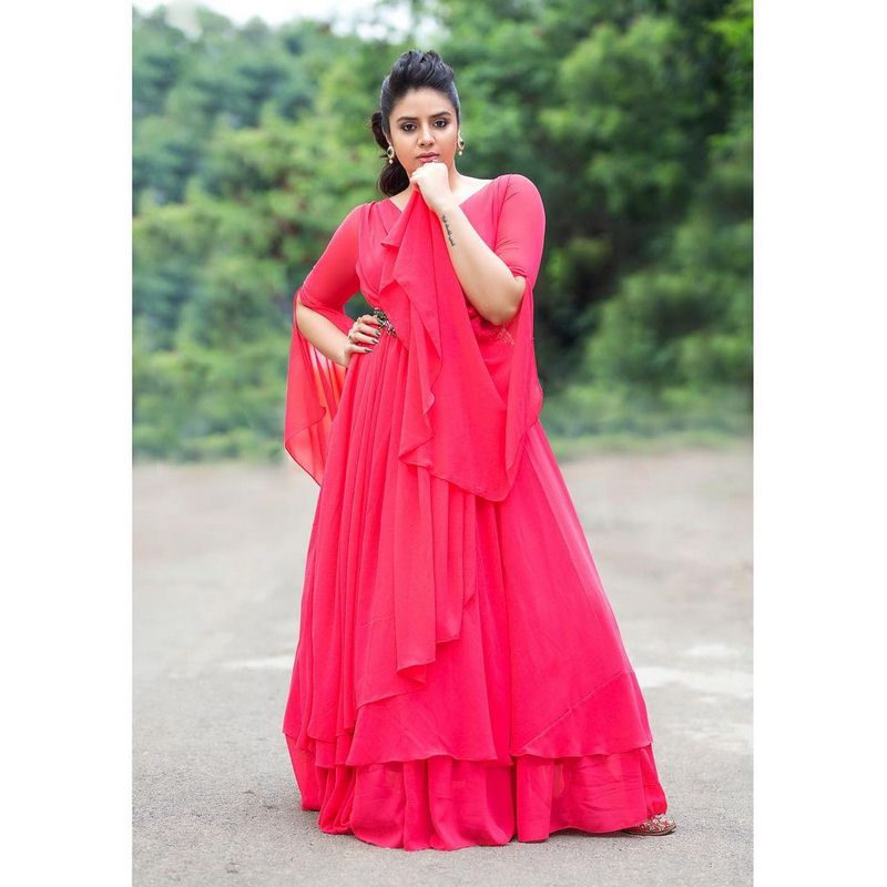 Glamorous actress sreemukhi beautiful images-Anchorsreemukhi, Anchor Srimukhi, Anchorsrimukhi, Sreemukhi Photos,Spicy Hot Pics,Images,High Resolution WallPapers Download