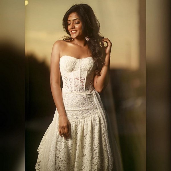 Glamorous eesha rebba spicy images-Eesha Rebba, Eesharebba Photos,Spicy Hot Pics,Images,High Resolution WallPapers Download