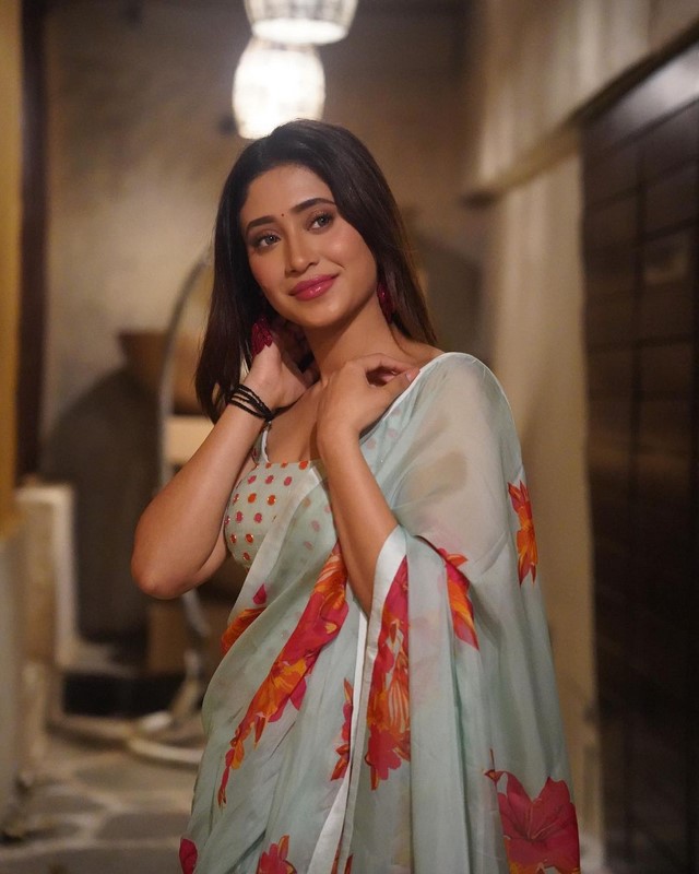 Glamorous photos of social media sensation actress shivangi joshi-Actressshivangi, Shivangi Joshi Photos,Spicy Hot Pics,Images,High Resolution WallPapers Download