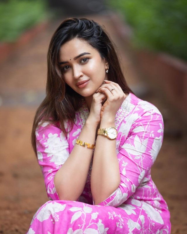 Glamorous pictures of actress pujita ponnada-Actresspujitha, Pujita Ponnada, Pujitaponnada, Pujitha Ponnada, Pujithaponnada Photos,Spicy Hot Pics,Images,High Resolution WallPapers Download