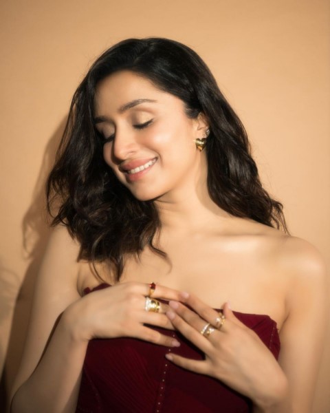 Gorgeous beauty actress shraddha kapoor latest glamorous photos-Actressshraddha, Shraddha Kapoor, Shraddhakapoor Photos,Spicy Hot Pics,Images,High Resolution WallPapers Download