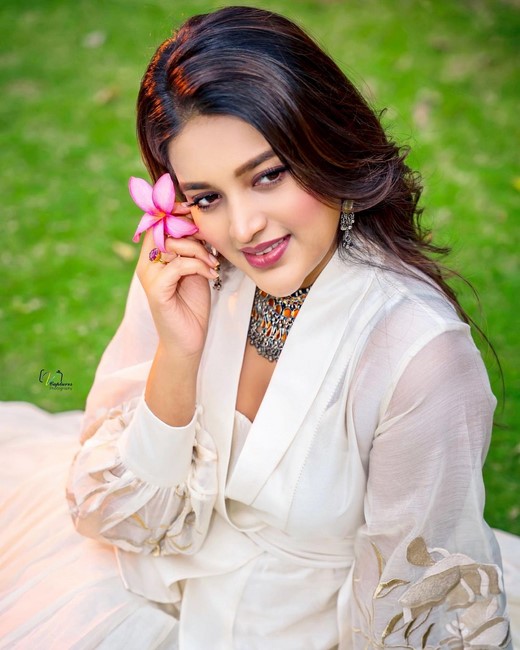 Gorgeous images of actress nidhhi agerwal-Actressnidhhi, Nidhhi Agerwal, Nidhhiagerwal Photos,Spicy Hot Pics,Images,High Resolution WallPapers Download