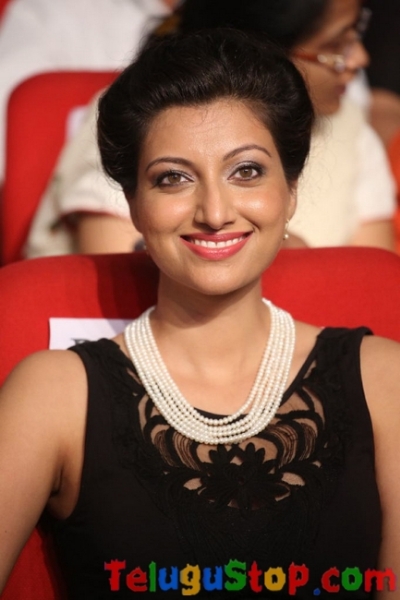 Hamsa nandini new stills- Photos,Spicy Hot Pics,Images,High Resolution WallPapers Download