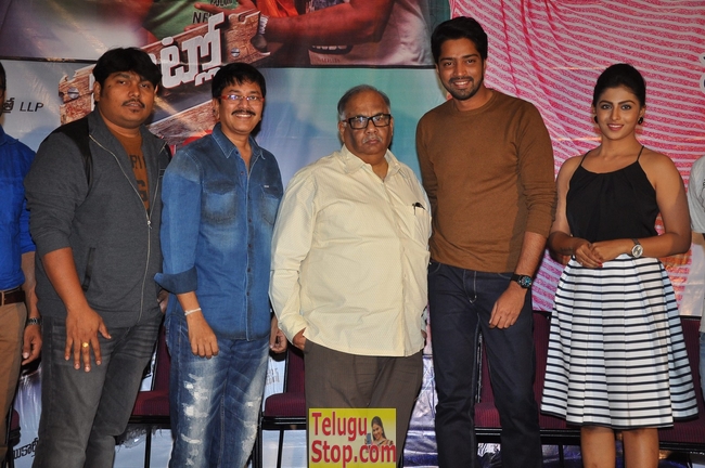 Intlo deyyam nakem bhayyam movie success meet- Photos,Spicy Hot Pics,Images,High Resolution WallPapers Download