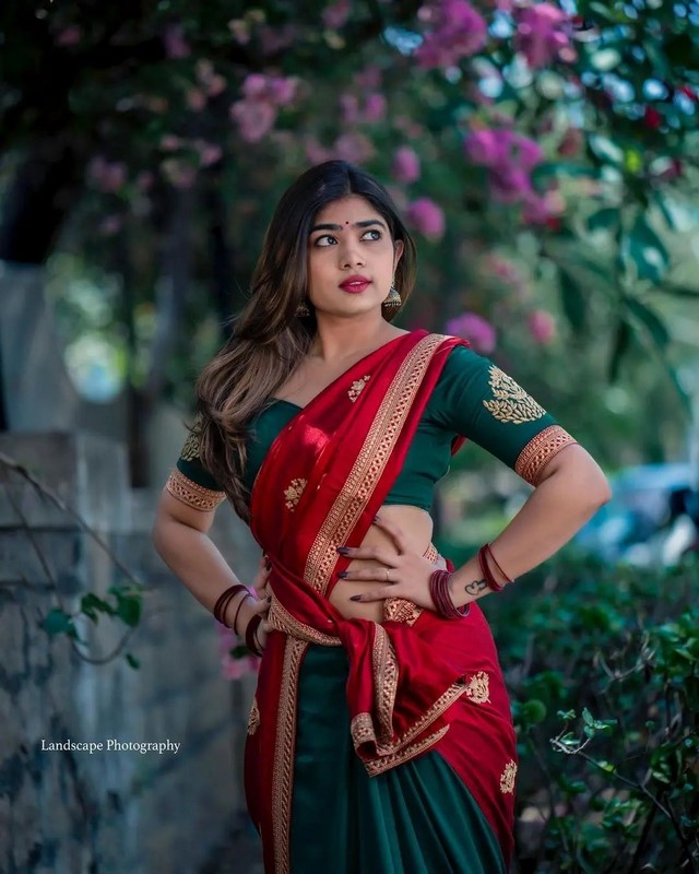 Jabardasth fame rithu chowdary hot saree glamorous images-Rithuchowdary, Rithu Chowdary Photos,Spicy Hot Pics,Images,High Resolution WallPapers Download