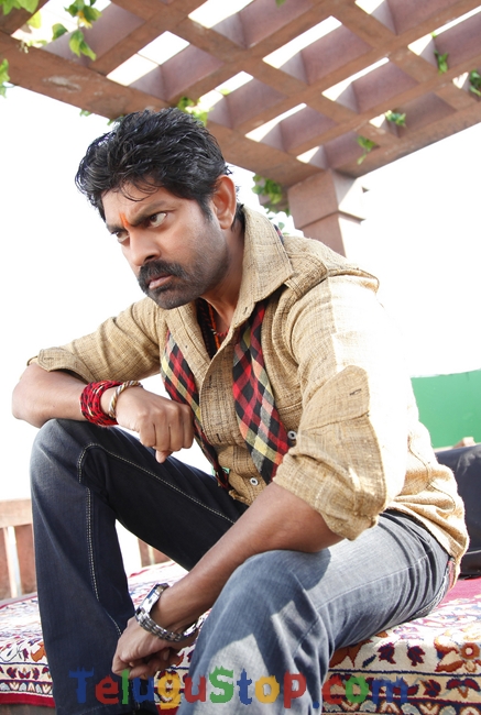 Jagapathi babu stills in legend movie- Photos,Spicy Hot Pics,Images,High Resolution WallPapers Download