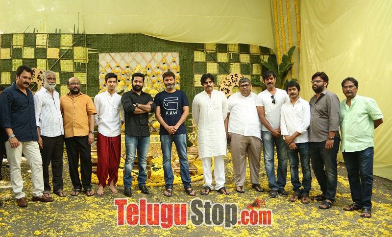 Jr ntr and trivikram srinivas movie opening photos- Photos,Spicy Hot Pics,Images,High Resolution WallPapers Download
