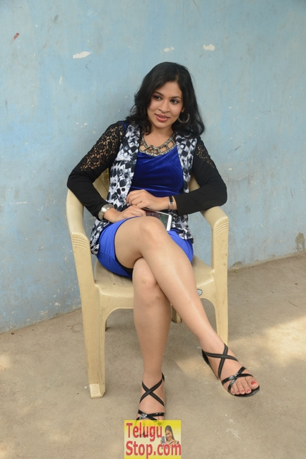 Jyothi stills- Photos,Spicy Hot Pics,Images,High Resolution WallPapers Download