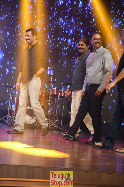 Katamarayudu pre release function 2- Photos,Spicy Hot Pics,Images,High Resolution WallPapers Download