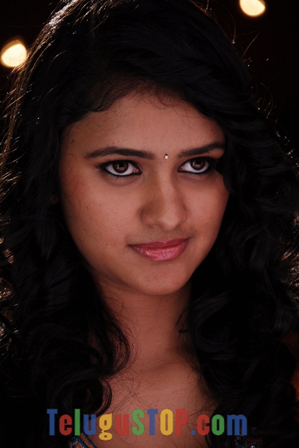 Kausalya new stills 2- Photos,Spicy Hot Pics,Images,High Resolution WallPapers Download